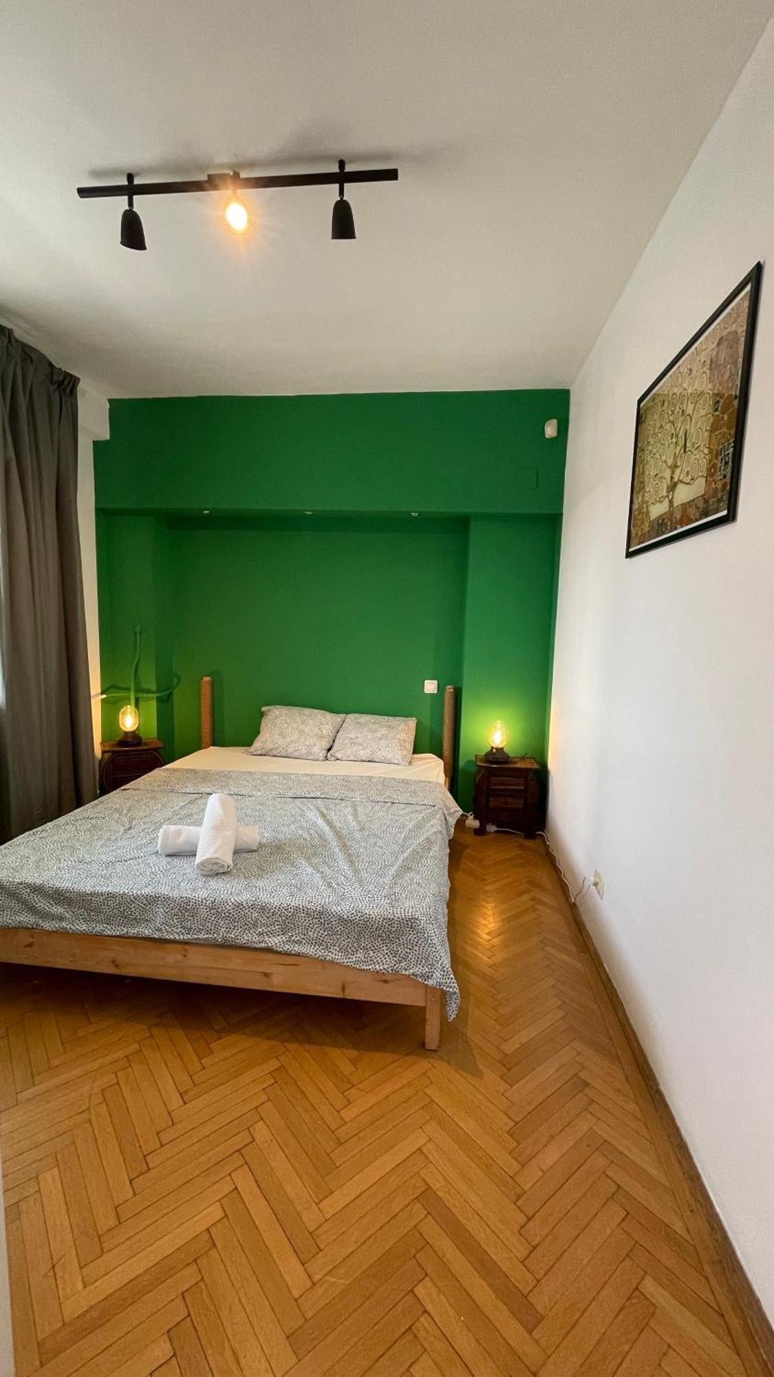 Terrace Balcony Downtown Delight Old Town Oasis City Center Universitate Square Old Town 부쿠레슈티 외부 사진
